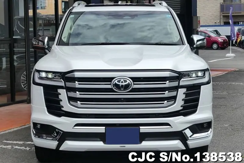 Toyota Land Cruiser in Pearl for Sale Image 4