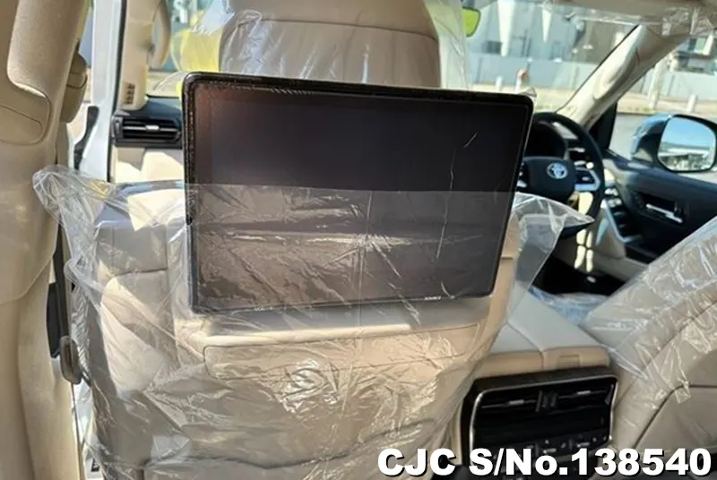 Toyota Land Cruiser in Pearl for Sale Image 13