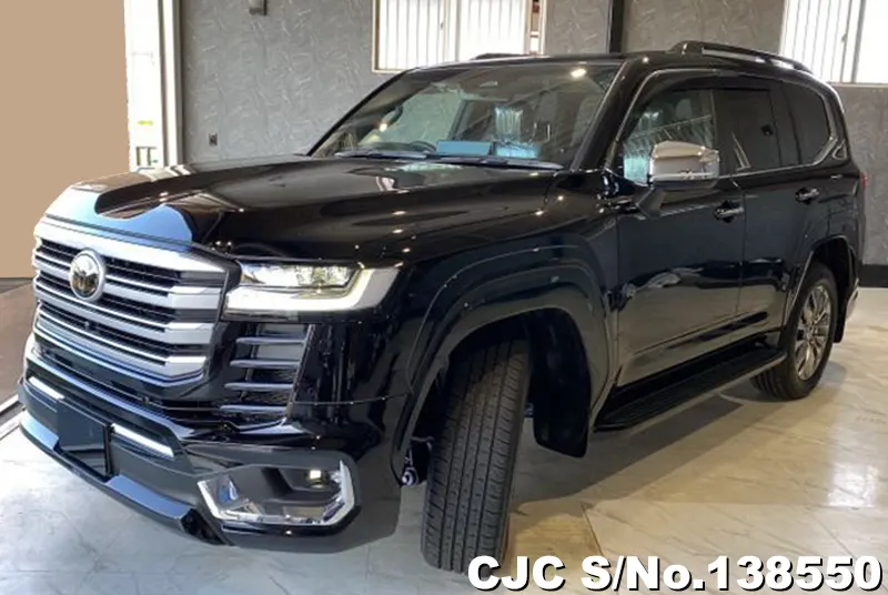 Toyota Land Cruiser in Black for Sale Image 3