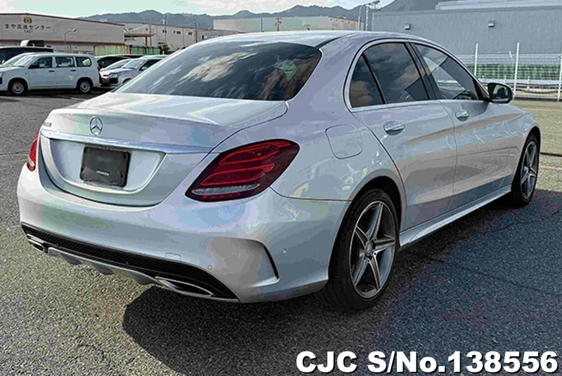Mercedes Benz C Class in Silver for Sale Image 2