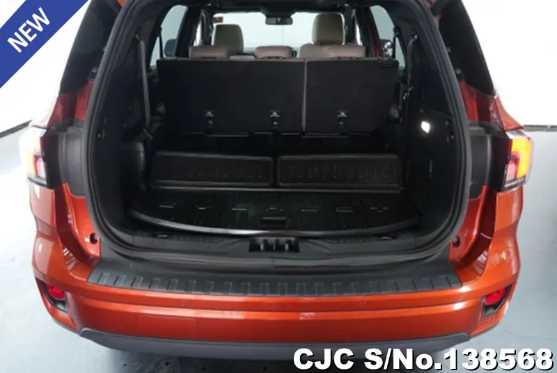 Ford Everest in Red for Sale Image 6