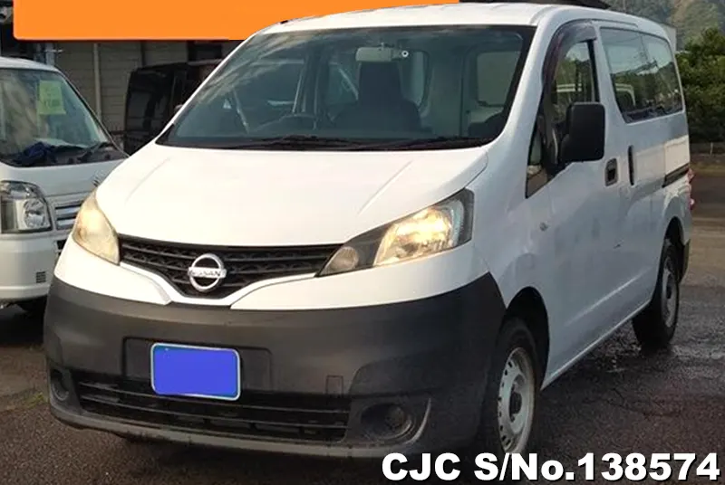 Nissan NV200 in White for Sale Image 3