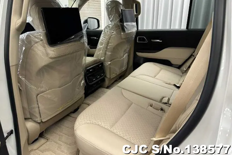 Toyota Land Cruiser in Pearl for Sale Image 10