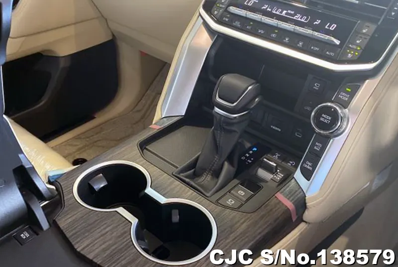 Toyota Land Cruiser in Black for Sale Image 10
