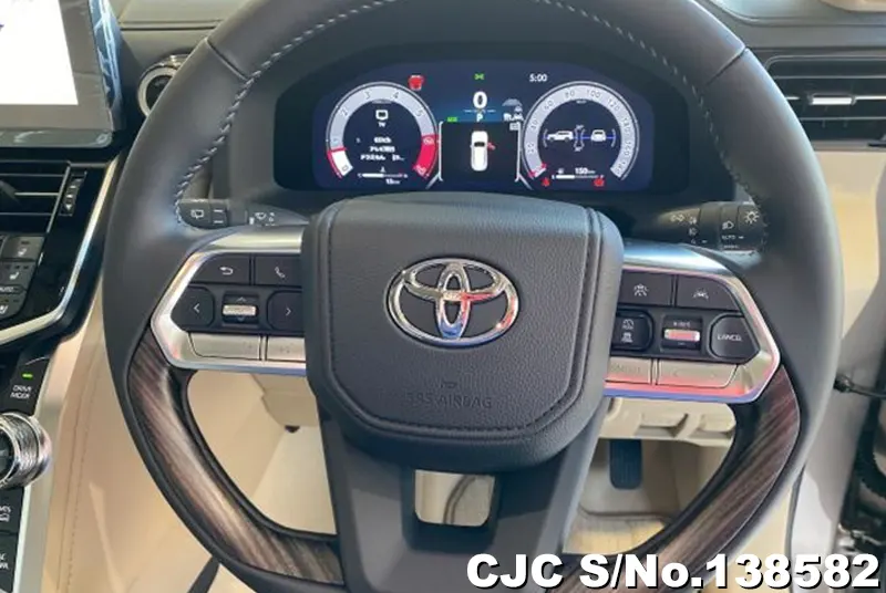 Toyota Land Cruiser in Brown for Sale Image 12