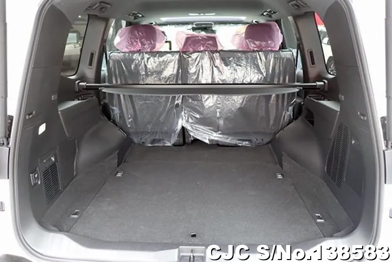 Toyota Land Cruiser in Pearl for Sale Image 9