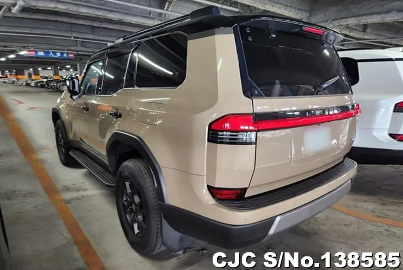 Lexus GX 550 in Brown for Sale Image 1