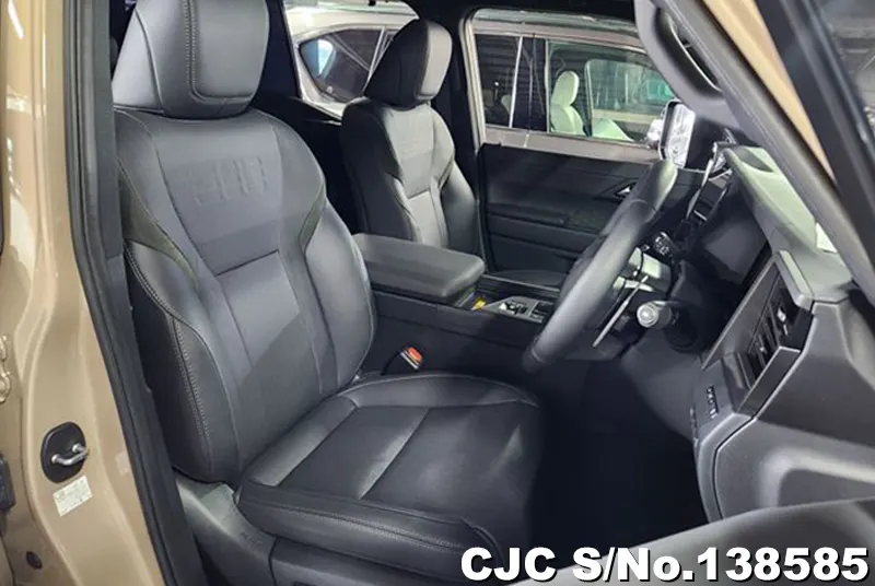 Lexus GX 550 in Brown for Sale Image 5