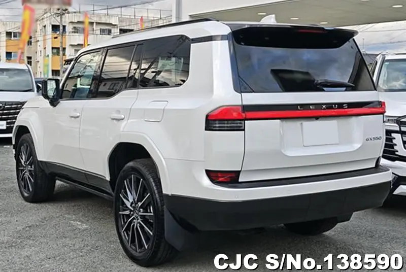 Lexus GX 550 in Pearl for Sale Image 1