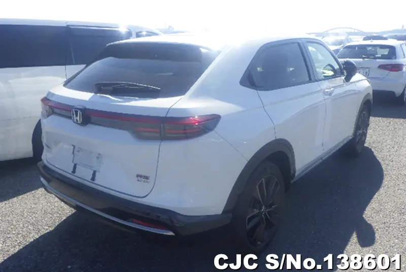 Honda Vezel in White for Sale Image 2