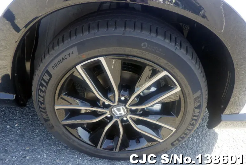 Honda Vezel in White for Sale Image 7