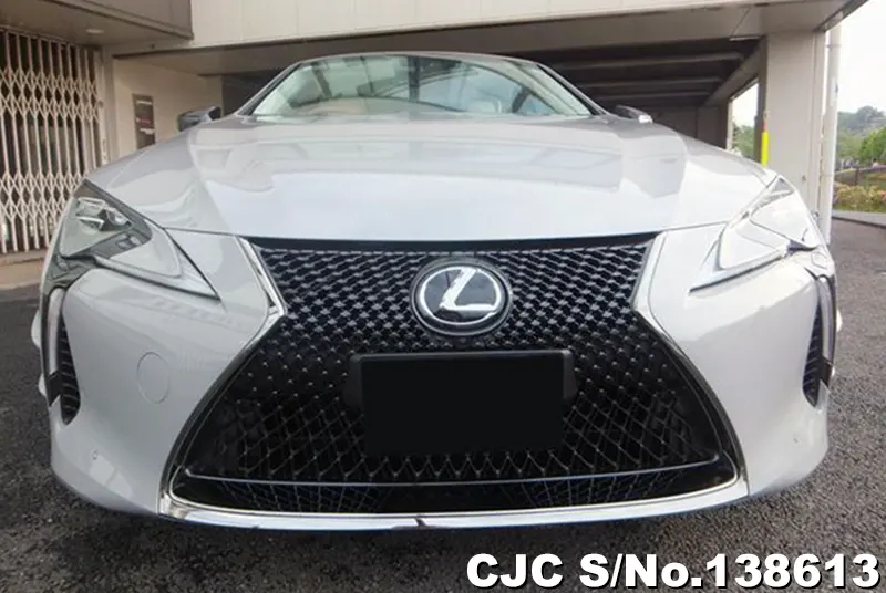 Lexus LC500h in White for Sale Image 4