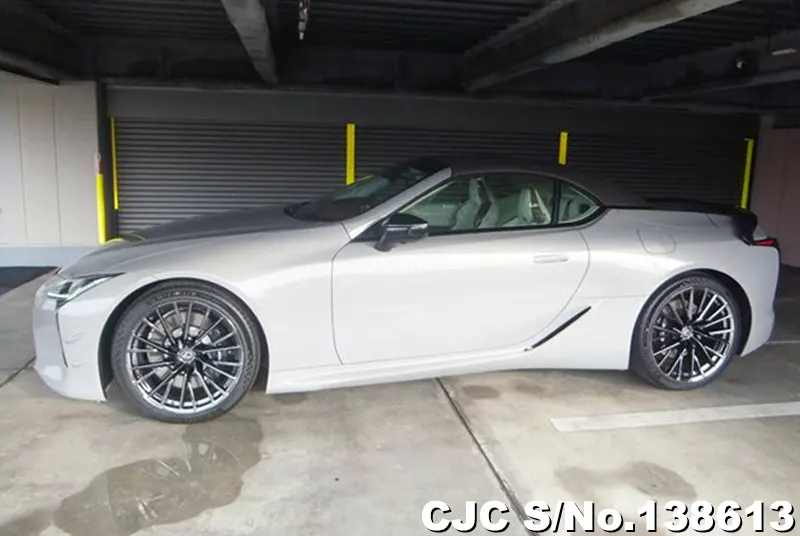 Lexus LC500h in White for Sale Image 6