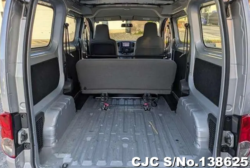 Nissan NV200 in Silver for Sale Image 6