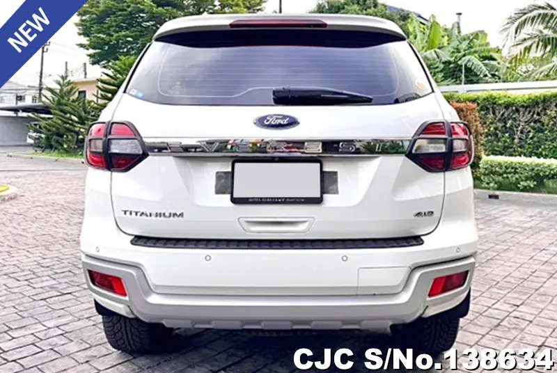 Ford Everest in White for Sale Image 4