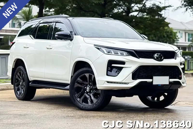 Toyota / Fortuner 2022