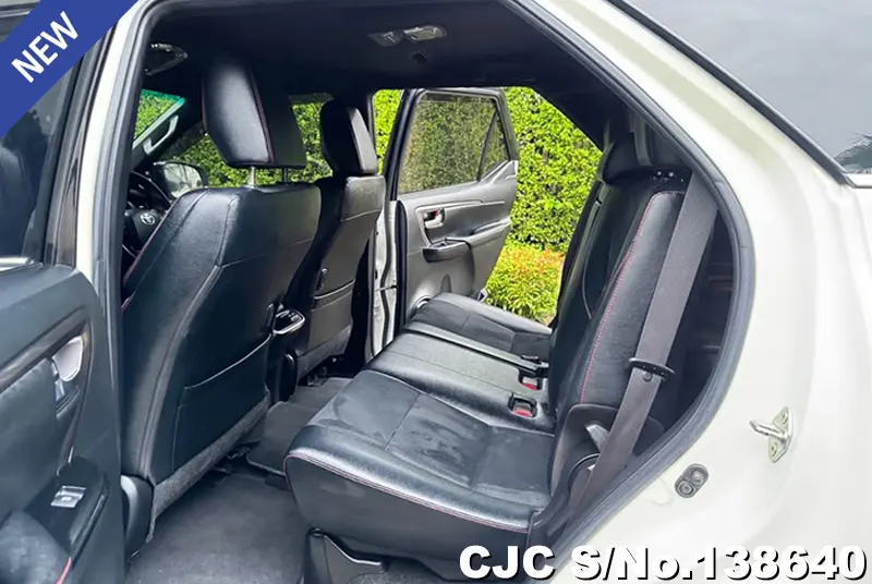 Toyota Fortuner in White for Sale Image 12
