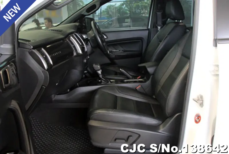 Ford Everest in White for Sale Image 5