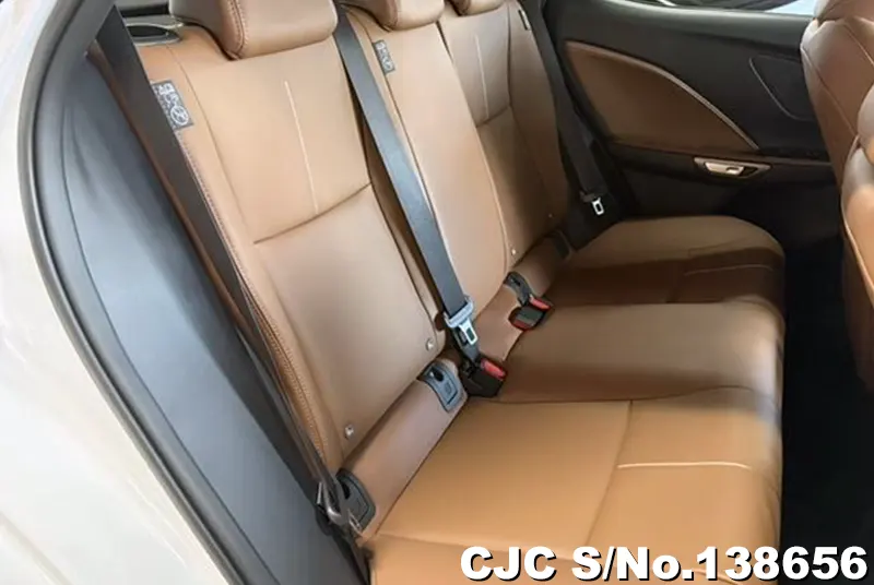 Lexus LBX in Pearl for Sale Image 8