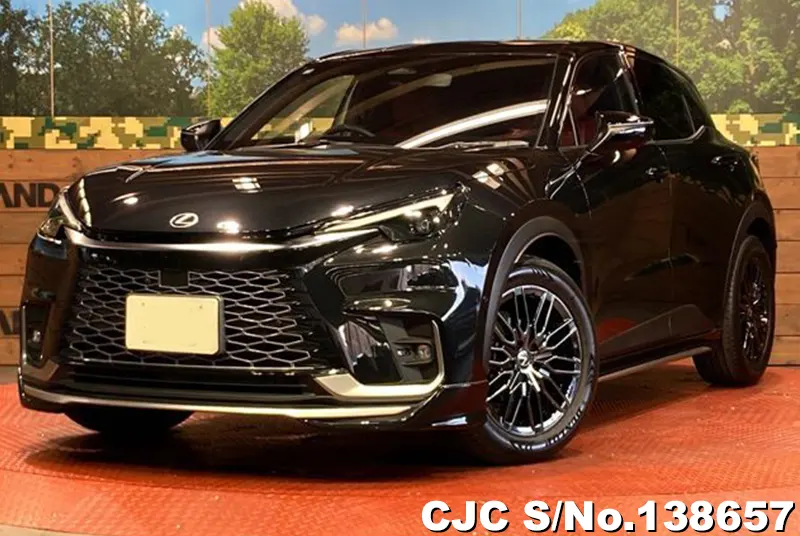 Lexus LBX in Black for Sale Image 3