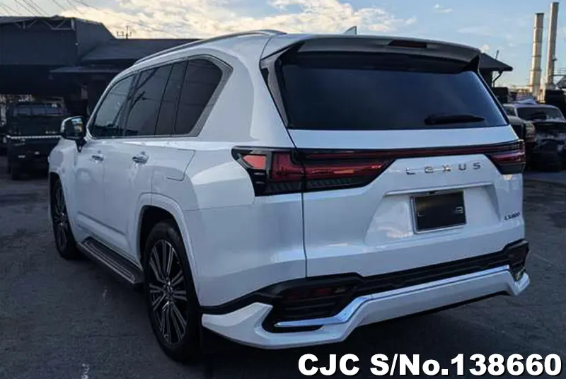 Lexus LX 600 in White for Sale Image 2