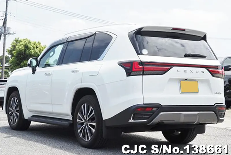 Lexus LX 600 in White for Sale Image 1