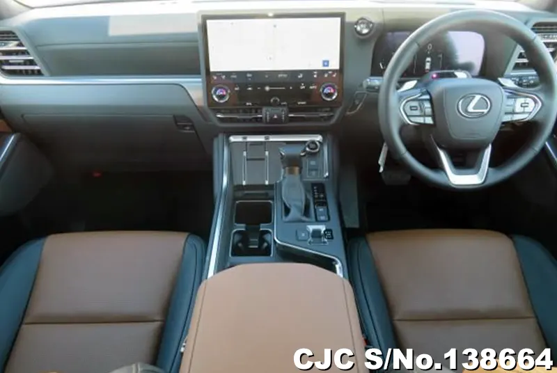 Lexus GX 550 in White for Sale Image 4