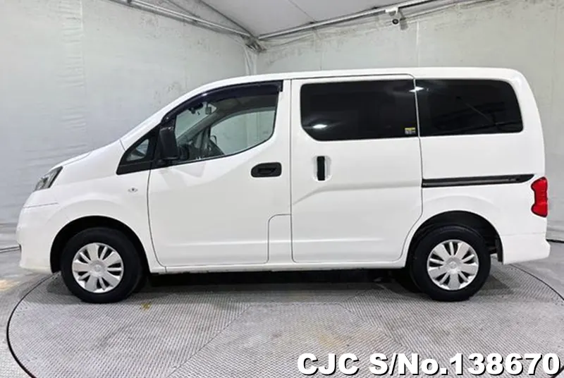 Nissan NV200 in White for Sale Image 7