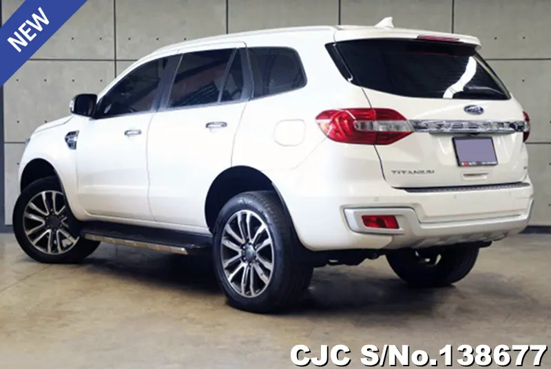 Ford Everest in White for Sale Image 1