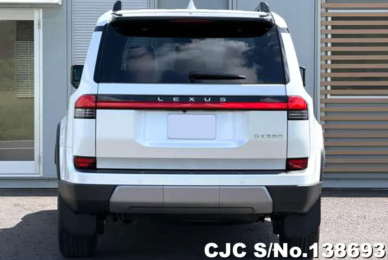 Lexus GX 550 in White for Sale Image 3