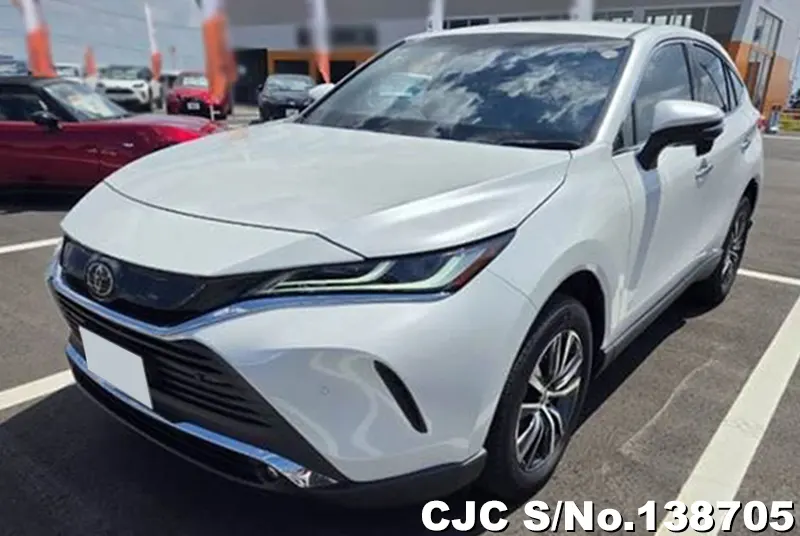 Toyota Harrier in White for Sale Image 3