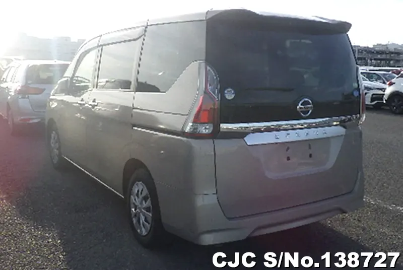 Nissan Serena in Beige for Sale Image 1
