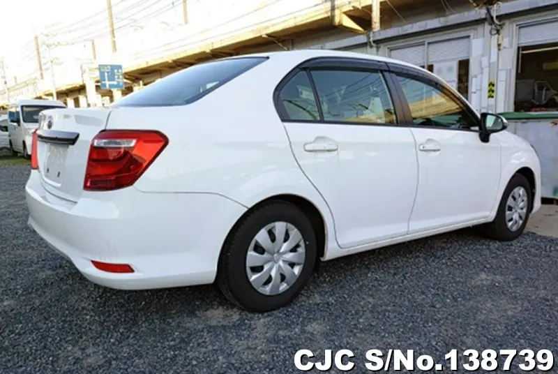 Toyota Corolla Axio in White for Sale Image 2