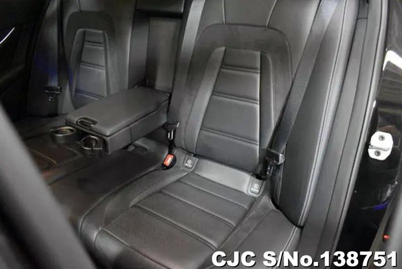 Mercedes Benz E Class in Black for Sale Image 10