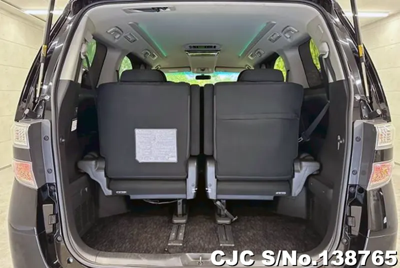 Toyota Alphard in Black for Sale Image 5