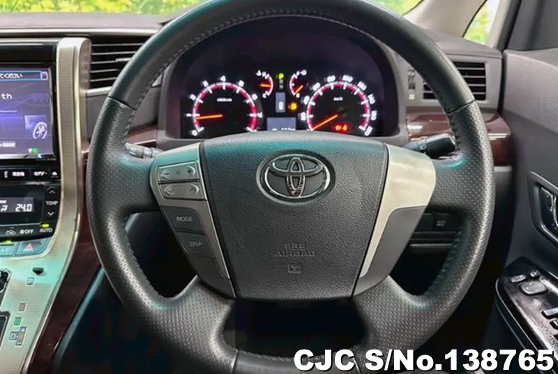 Toyota Alphard in Black for Sale Image 15