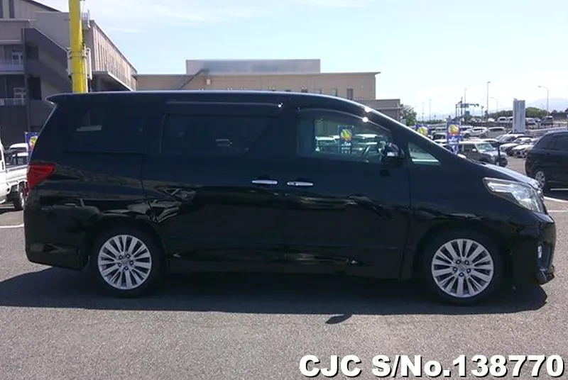 Toyota Alphard in Black for Sale Image 6