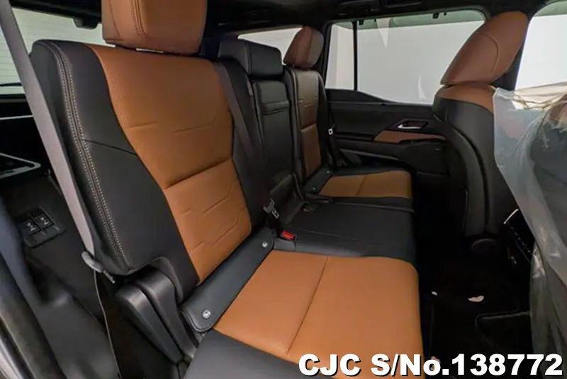 Lexus GX 550 in Black for Sale Image 11