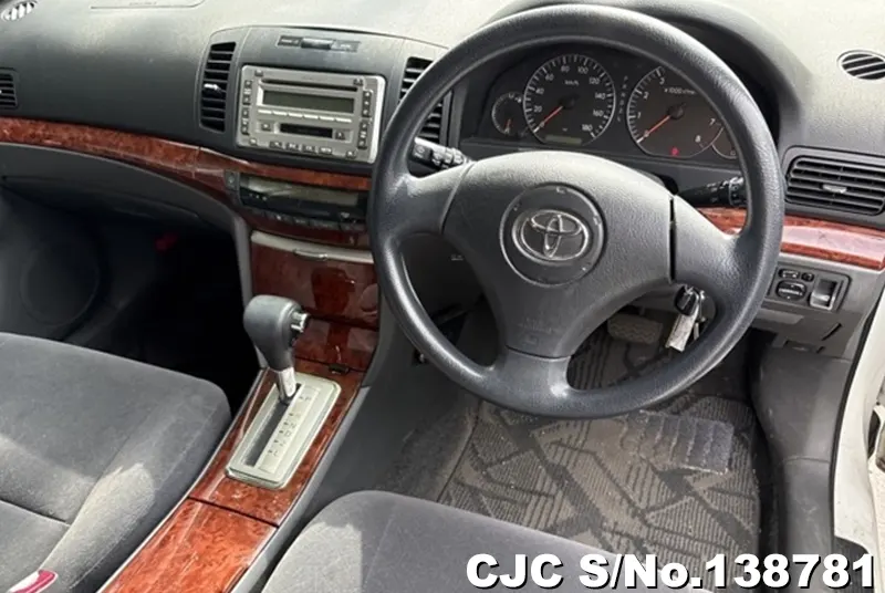 Toyota Allion in White for Sale Image 3