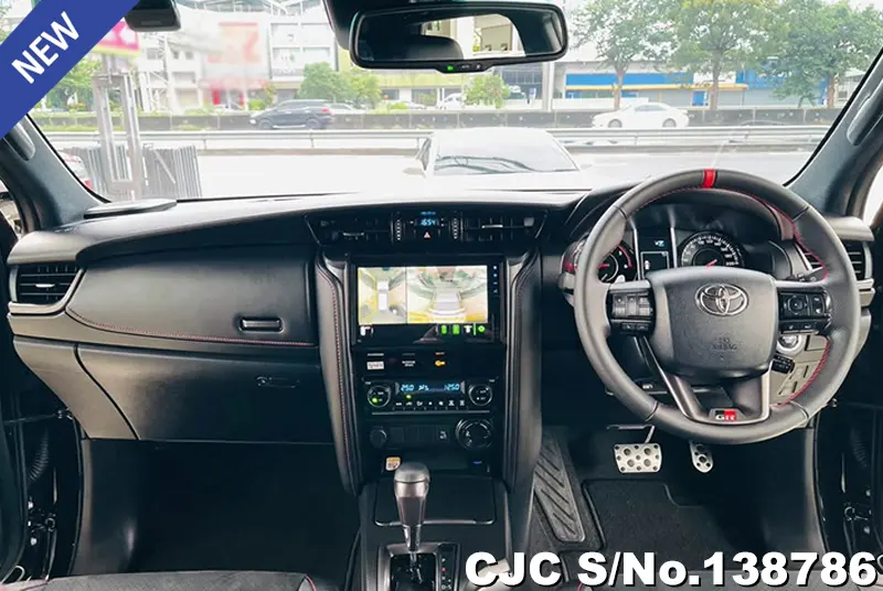 Toyota Fortuner in Black for Sale Image 7