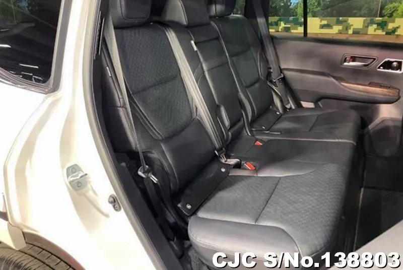 Toyota Land Cruiser in Pearl for Sale Image 3