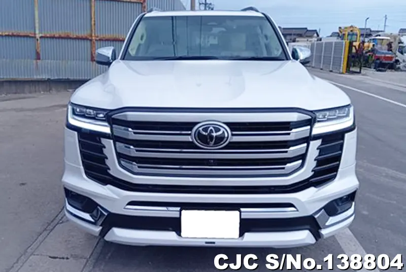 Toyota Land Cruiser in Pearl for Sale Image 4