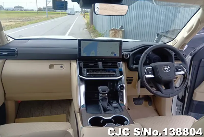 Toyota Land Cruiser in Pearl for Sale Image 7