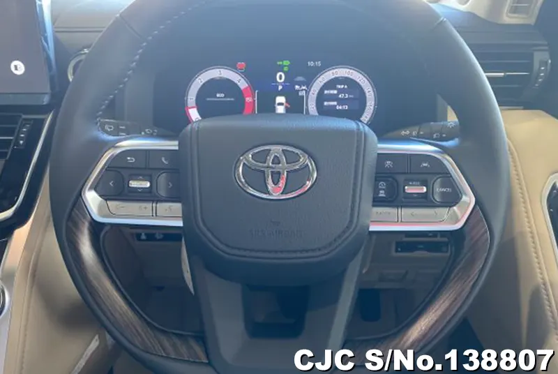 Toyota Land Cruiser in Black for Sale Image 12