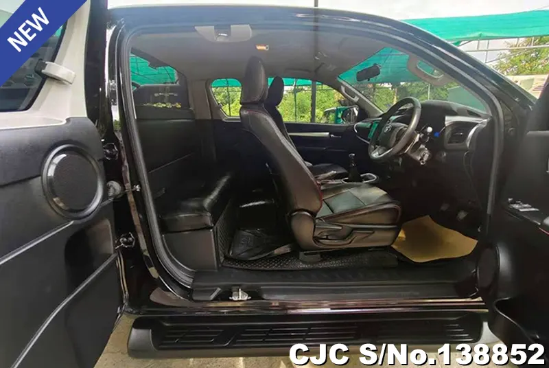 Toyota Hilux in Black for Sale Image 13