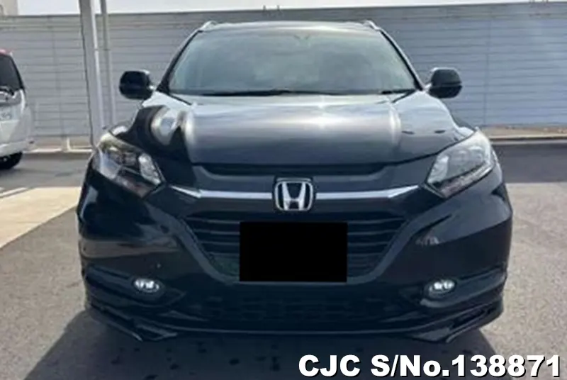 Honda Vezel in Black for Sale Image 2