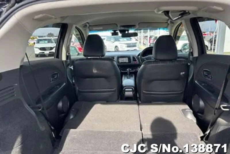 Honda Vezel in Black for Sale Image 6