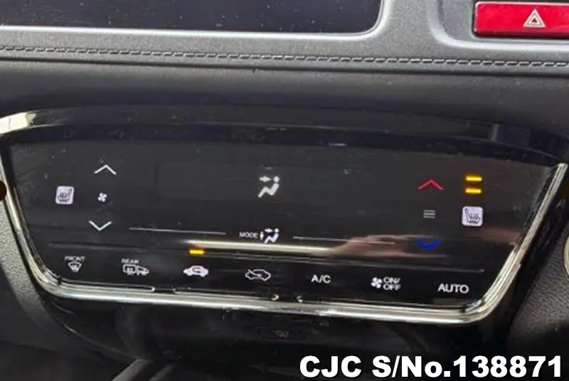 Honda Vezel in Black for Sale Image 14
