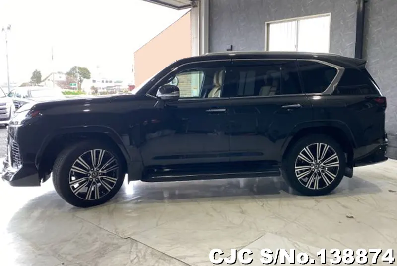 Lexus LX 600 in Black for Sale Image 6