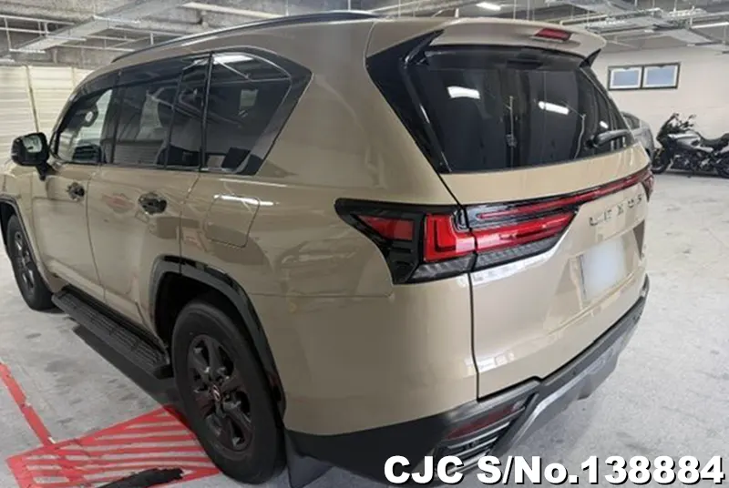Lexus LX700H in Yellow for Sale Image 1